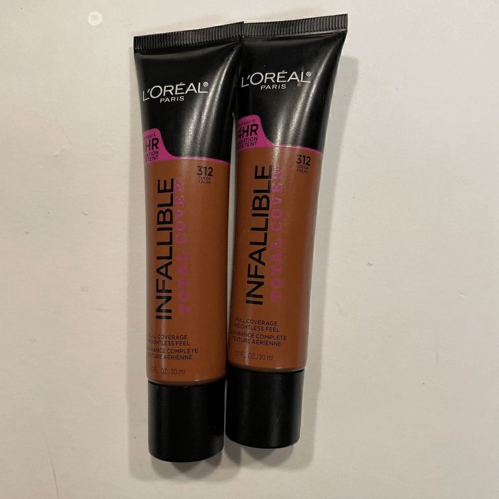 L'Oreal Infallible Total Cover Foundation in Cocoa Lot of 2